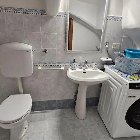 아파트 Danka House: