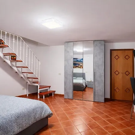 Danka House: *