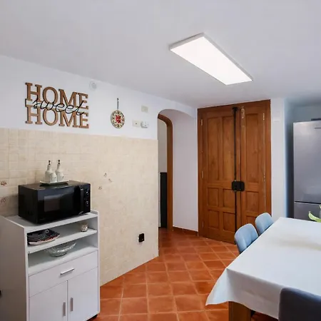 Danka House: